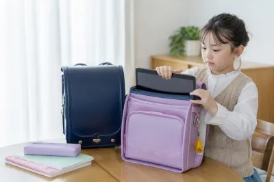 ランドセルにタブレットが入らない問題、解決できる？
