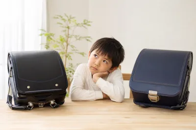 ランドセルの自動ロックじゃないタイプって大丈夫？
