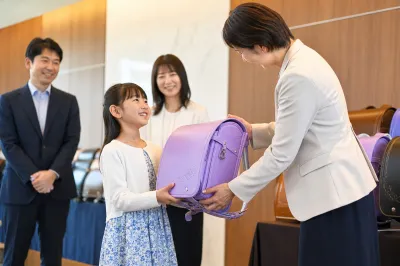 プルデンシャルのランドセル贈呈式ってどんな取り組み？