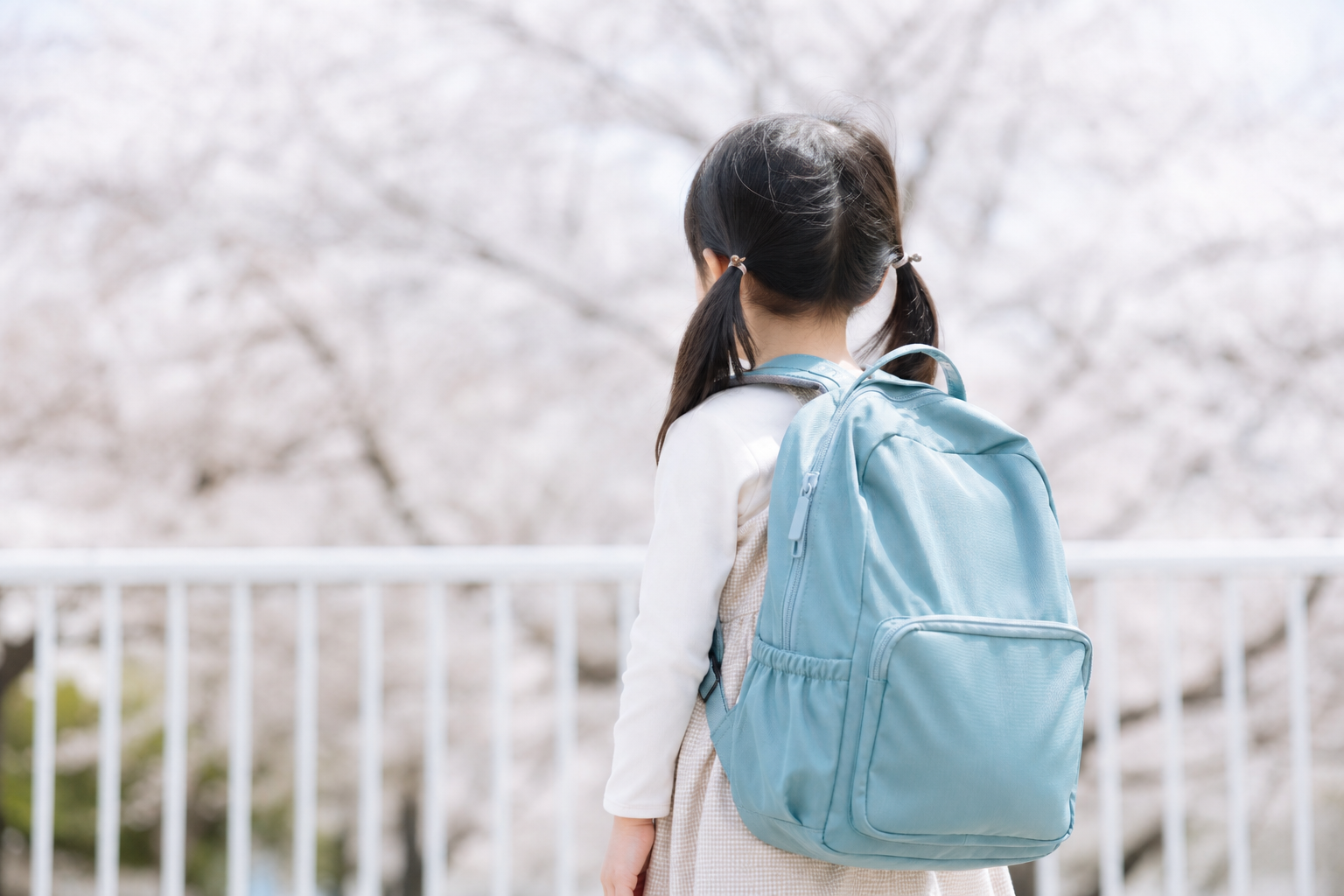 ランドセルを使わない学校ってあるの？