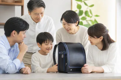 ランドセルはどちらの親が買うもの？