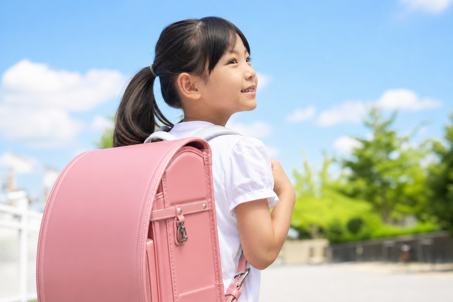 セイバンの暑さ対策グッズは、子どもの夏の通学を快適にする心強い味方です