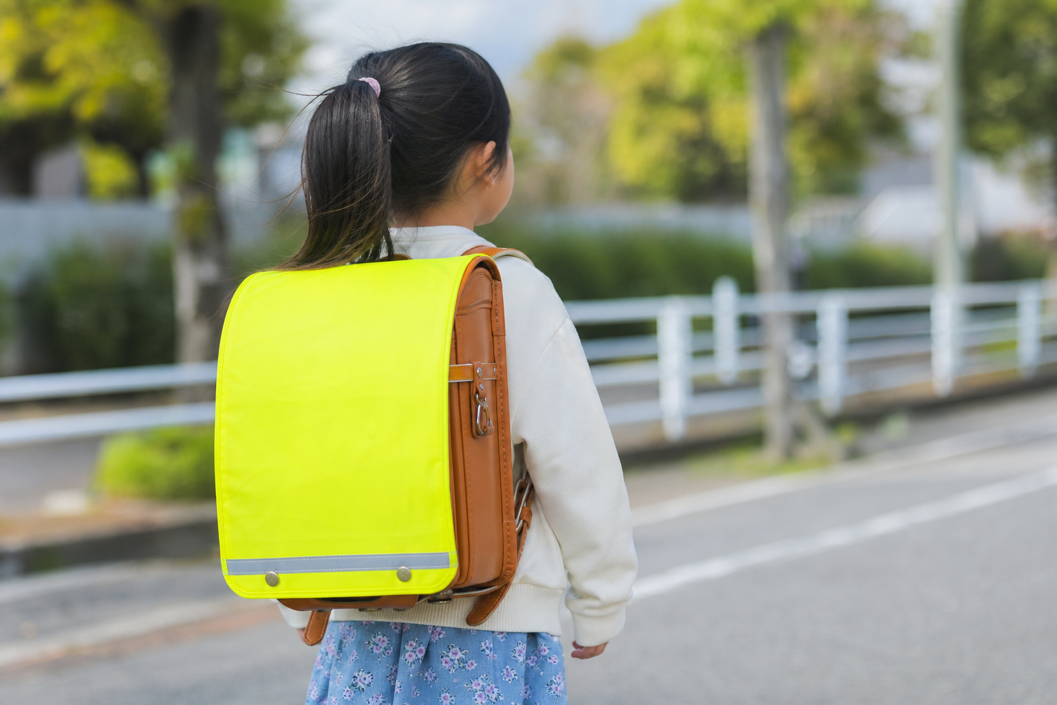 交通安全カバーのズレは「固定方法」を見直せば改善できます