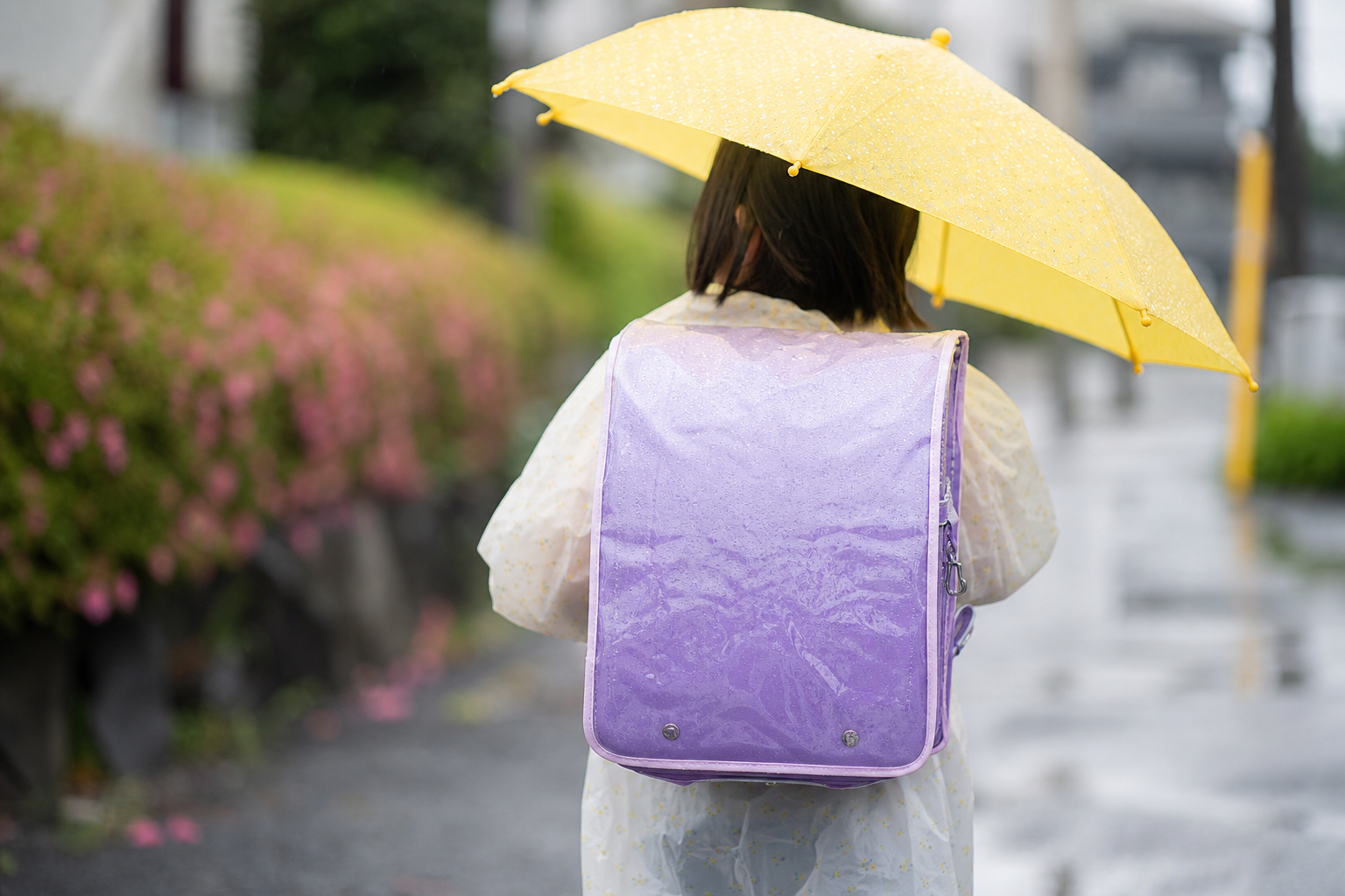 雨の日だけ使う場合はこんなレインカバーが便利です