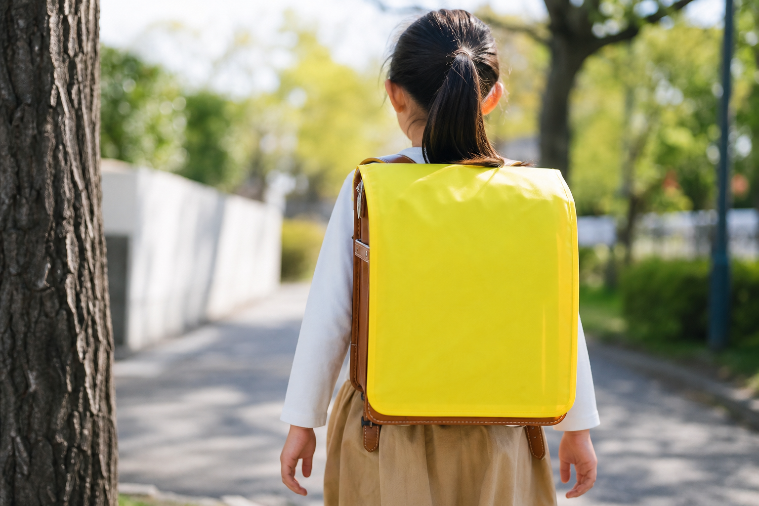 なぜ交通安全カバーは汚れやすいの？そのワケを知っておこう