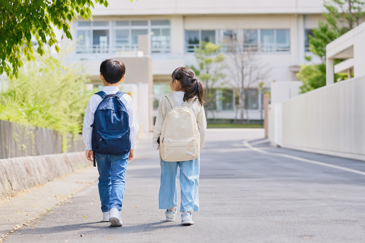 ランドセルじゃない学校は実際に存在する